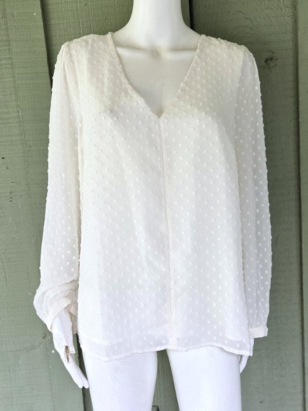 NWT J. CREW Ivory V-neck clip-dot Blouse Medium